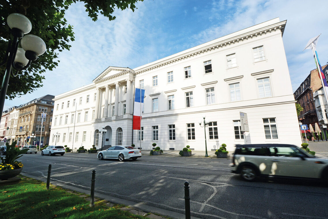 Το Palais είναι η έδρα του Βιομηχανικού και Εμπορικού Επιμελητηρίου από το 1971.