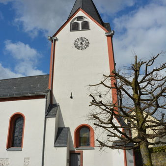 Kloppenheim - Die Kirche