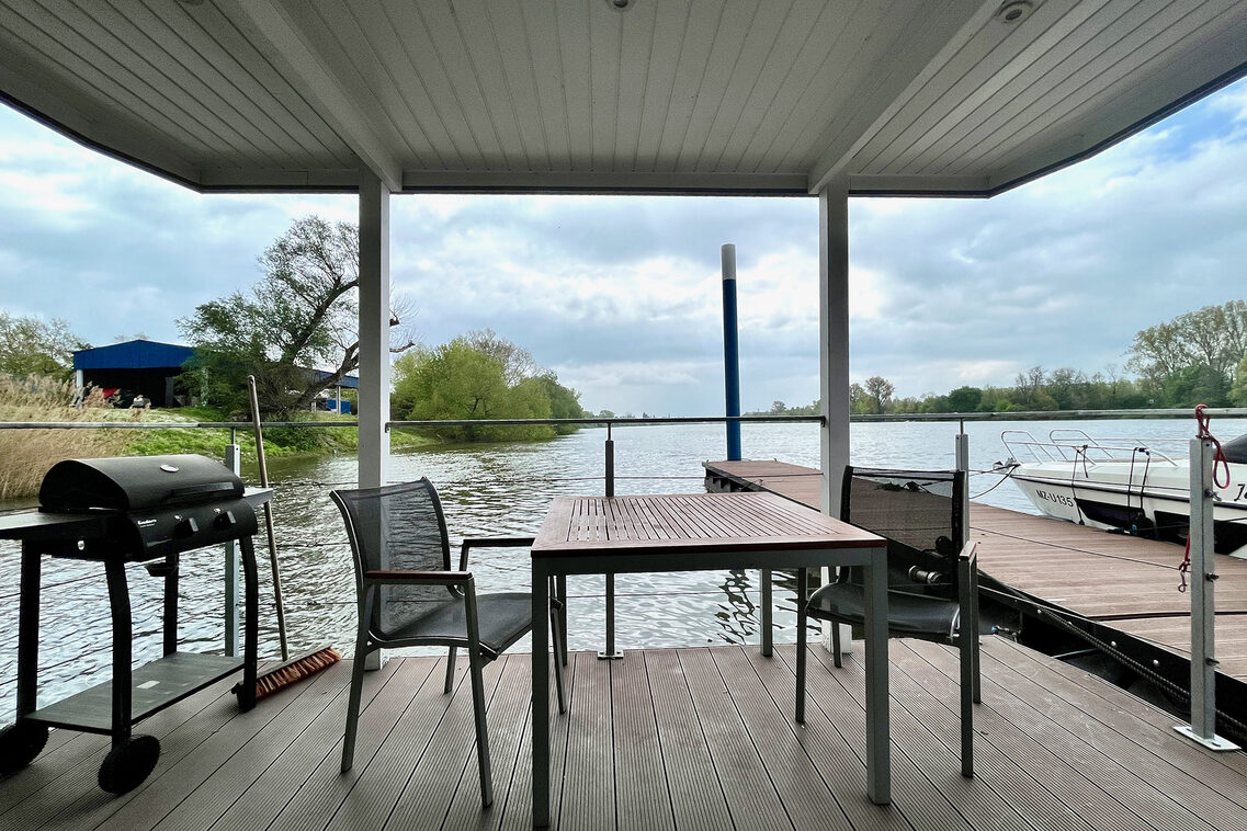 Hausboot Villa Nautica