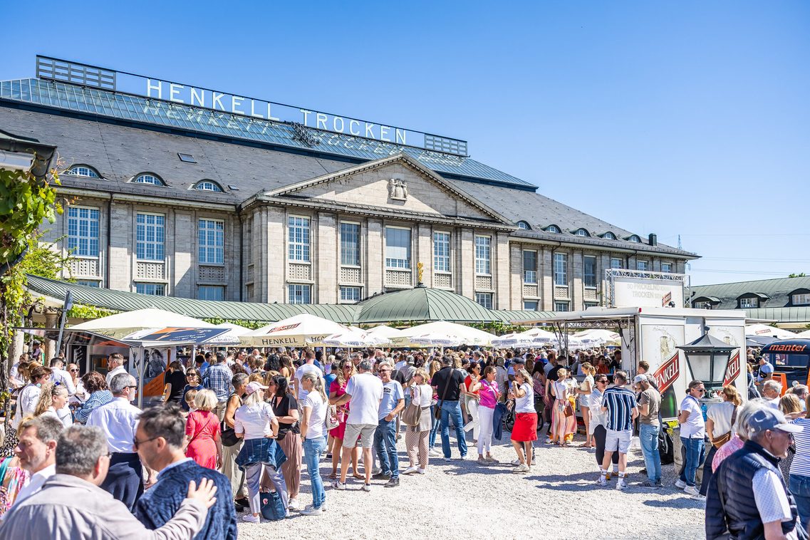 Journée du vin mousseux au château de Henkell
