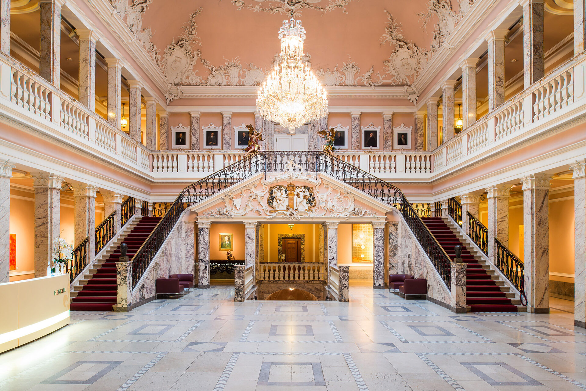 Mamorsaal Schloss Henkell