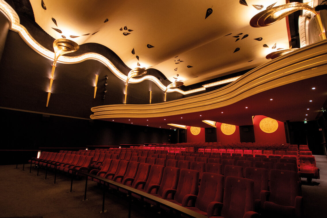 Imposante Einrichtung der Caligari FilmBühne