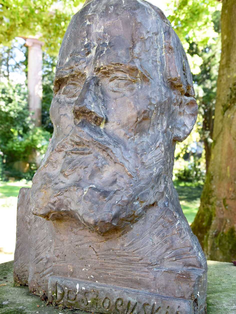 Dostojewski-Büste am Nizzaplätzchen